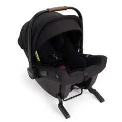 Nuna Seggiolino Auto Pipa Urbn R129 I-Size Con Ganci Isofix Integrati - Dalla Nascita